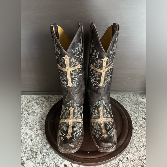 Cavender’s cowboy boots (women) - Picture 1 of 7